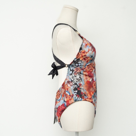 Aqua Blu - Maddison One Piece In Gardenia - White - Picture 4 of 15